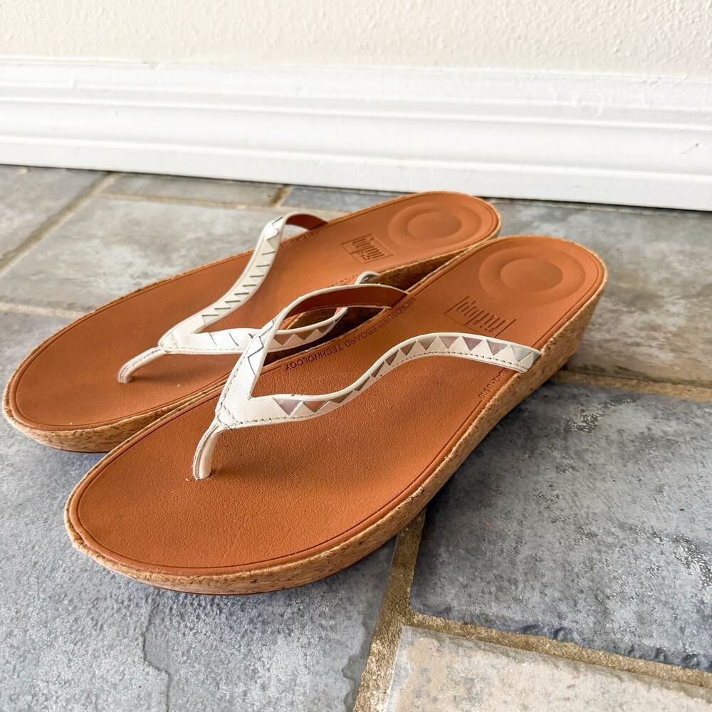 FitFlop Linny Cork Wedge Flip Flops White Leather Thong Sandals Sz 10